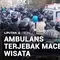 Ambulans Terjebak Macet Wisata