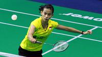 Dinar Dyah Ayustine melangkah ke babak semifinal Kejurnas PBSI 2017 setelah membungkam Isra Faradila, dua gim langsung 21-9, 21-6, Kamis (30/11/2017). (PBSI)