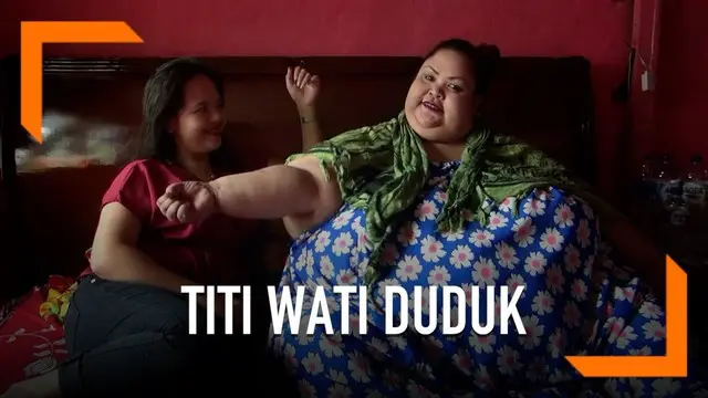 Kondisi penderita obesitas Titi Wati terus membaik pascaoperasi dan perawatan di rumah sakit. Kini Titi kini dapat duduk dan menggerakan tubuhnya leluasa.