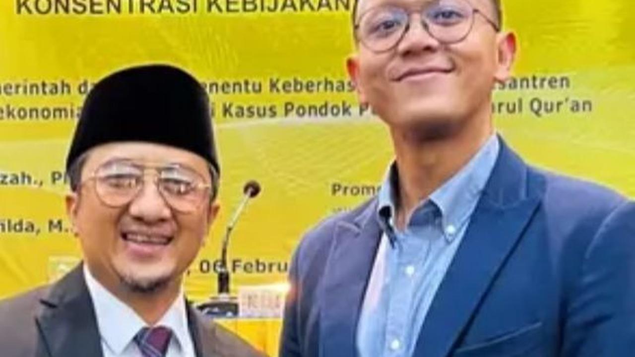 Pria kelahiran 1976 itu kini bergelar DR. Yusuf Mansur, S.H.I., M.E.