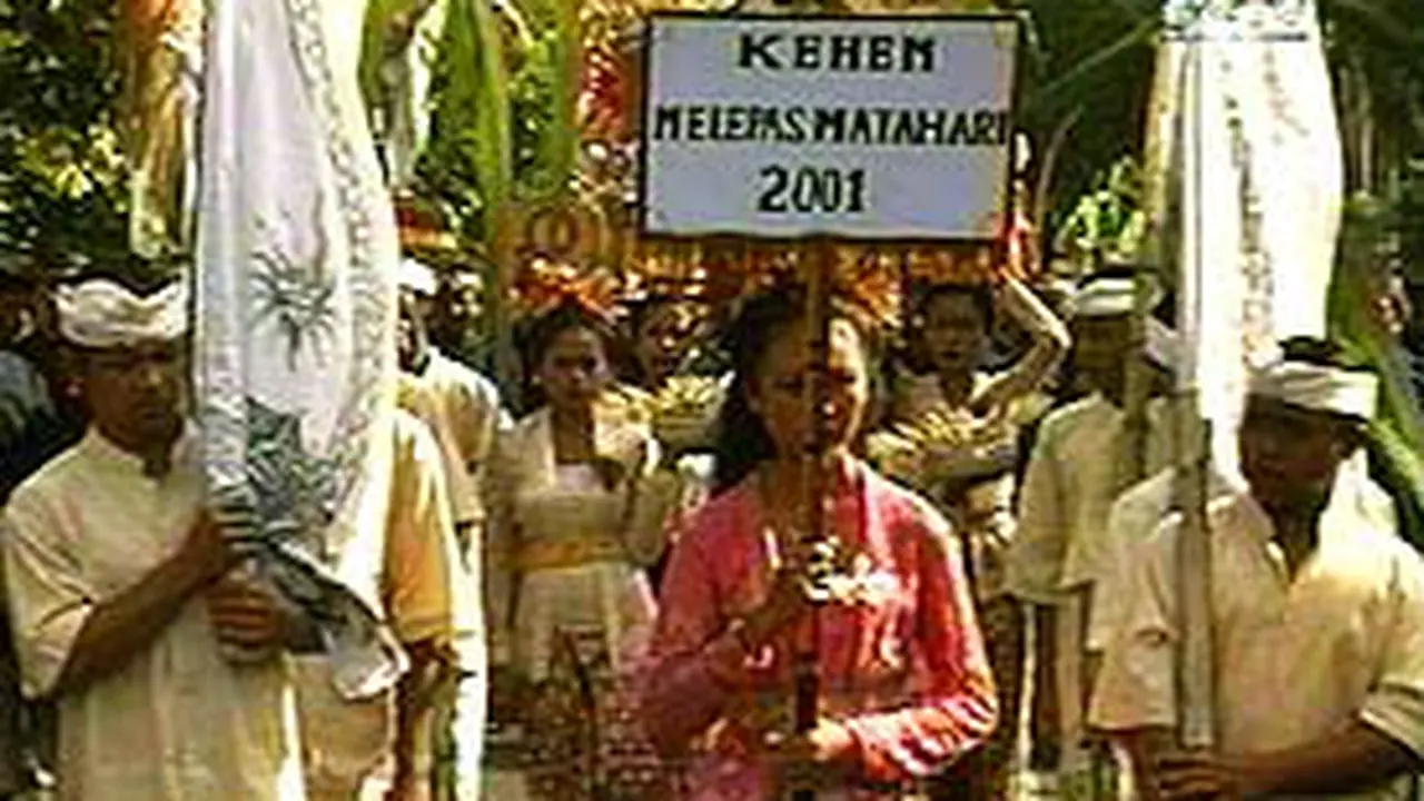 010102bBali].jpg