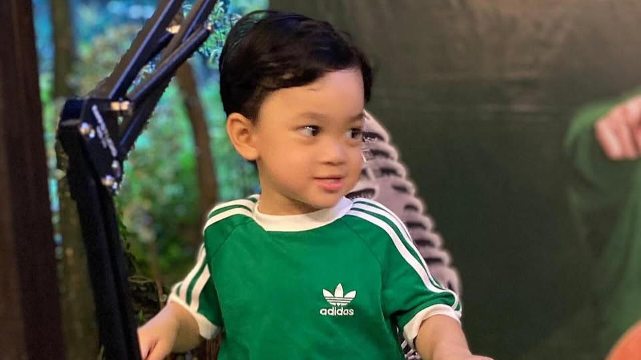 5 Potret Gin Dirga Anak Gilang Dirga Main Drum, Bocil Multitalenta Penuh Pesona
