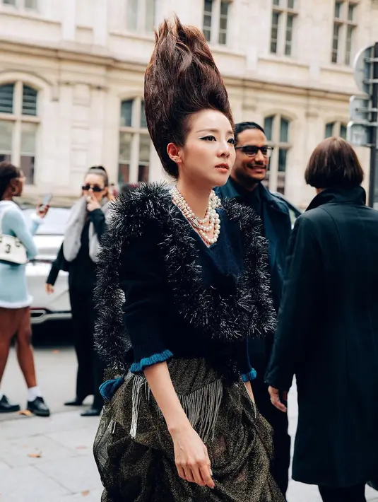 <p>"YESS the iconic hair is backkk," kata aktor asal Hong Kong, Richard Juan. (Foto: Instagram/ daraxxi)</p>