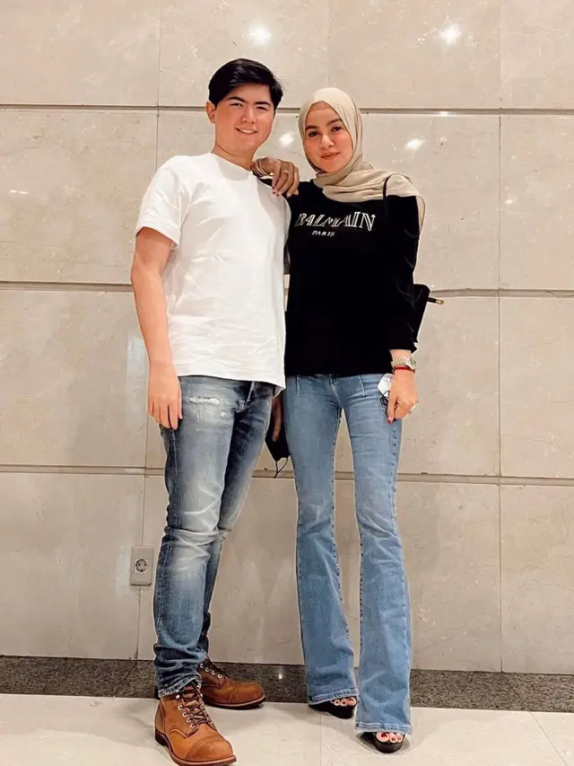 Potret Sean dan Olla Ramlan (Instagram/@ollaramlan)