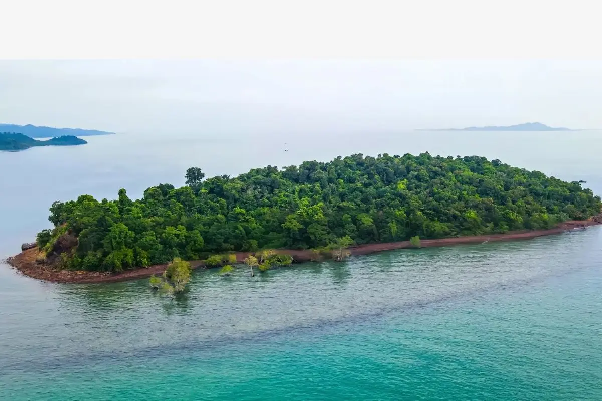 Ramai Pulau Kerengge di Selat Singapura Dijual Rp12 Miliar, Dianggap Terlalu Murah