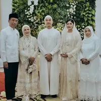 Intip detail penampilan anggun Iriana Jokowi saat hadiri tasyakuran kehamilan Erina Gudono. [@erinagudono]