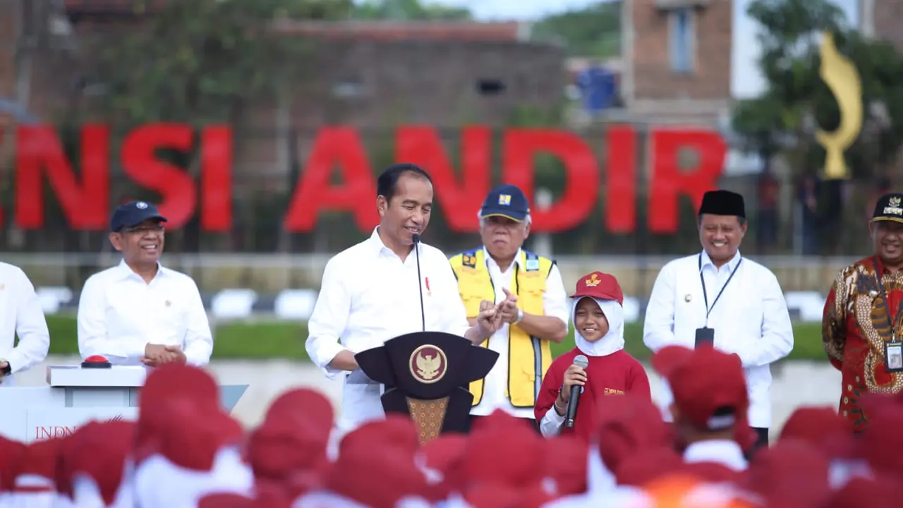 Presiden Jokowi Resmikan 3 Infrastruktur Pengendali Banjir Sungai Citarum