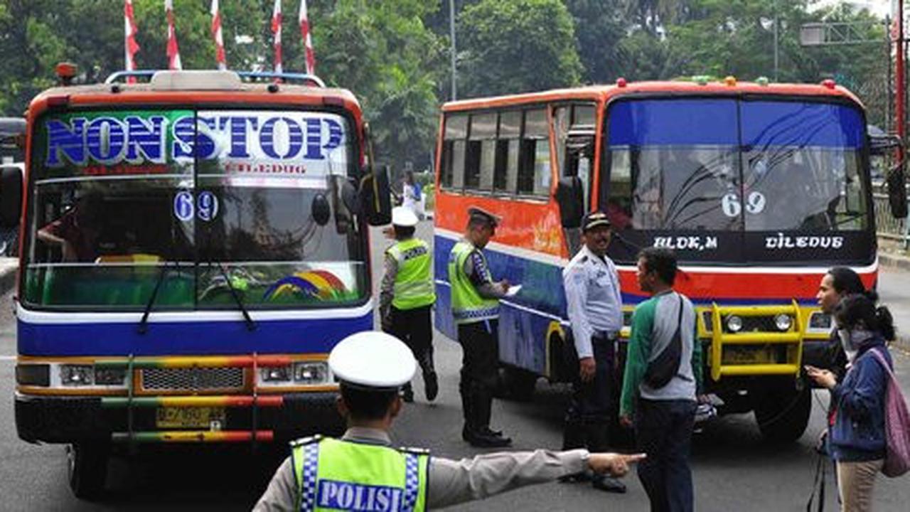 Ahok yakin Metromini bakal bangkrut kalau tak gabung Transjakarta