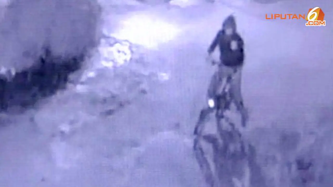 cctv-pencurian-131204a.jpg