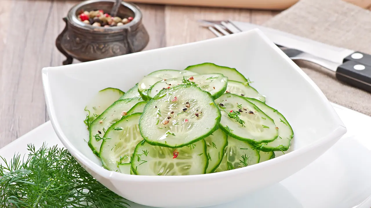 salad mentimun