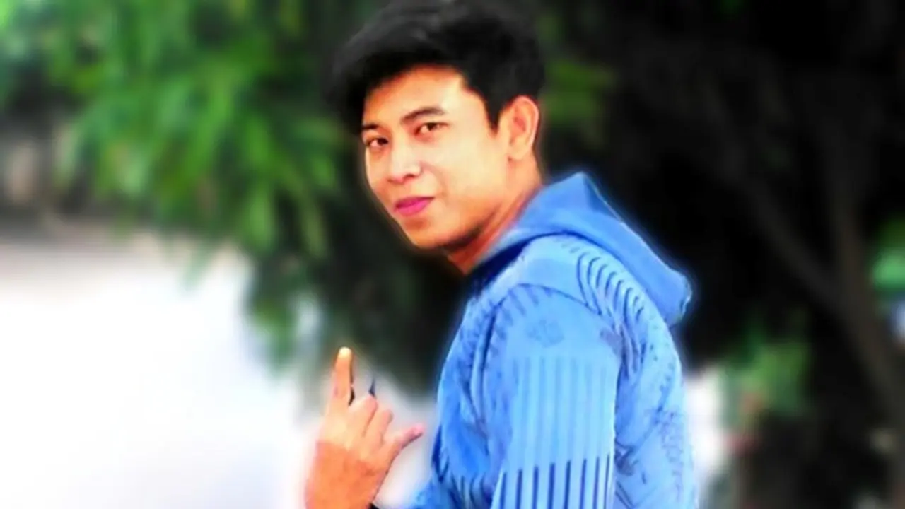 Muhammad Arif atau lebih dikenal dengan DJ Lunox.