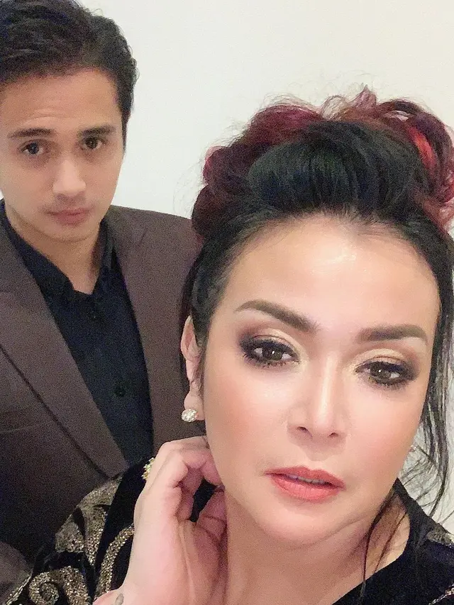 Jennifer Jill dan Ajun Perwira. (Foto: Instagram @ajunperwira)