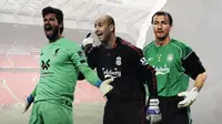 Alisson Becker, Pepe Reina dan Jerzy Dudek. (Bola.com/Dody Iryawan)