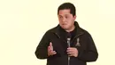 <p>Ketua Umum PSSI Erick Thohir menyampaikan sambutan saat launching merchandise resmi Piala Dunia U-20 2023 di Atrium Mall FX Sudirman, Senayan, Jakarta, Rabu (8/3/2023). Apparel lokal, Juara, dipercaya menjadi penyedia suvenir Piala Dunia U-20 2023 dengan menyediakan 53 jenis merchandise yang siap dijual ke masyarakat. (Liputan6.com/Herman Zakharia)</p>
