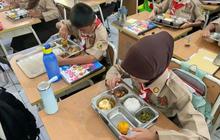 Tiga Kasus Keracunan Warnai Program Makan Bergizi Gratis, Pengamat Minta DKI Transparan Evaluasi MBG