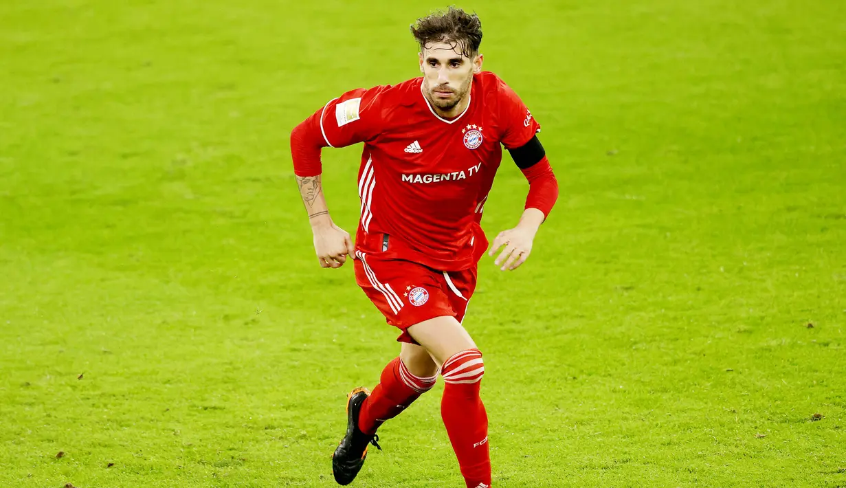 Javi Martinez - Gelandang bertahan asal Spanyol ini merupakan pemain utama kala Bayern Munchen raih treble winner musim 2012/2013. Namun kini pemain berusia 32 tahun itu mulai tersisihkan dari skuat utama asuhan Hansi Filck. (AFP//Alexander Hassenstein)