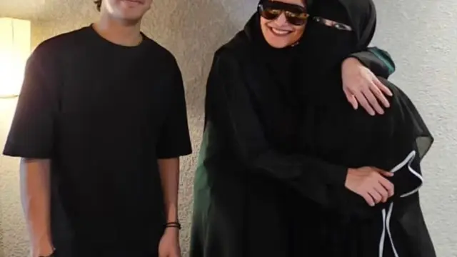 Potret Umi Pipik, Inneke Koesherawati, dan Abidzar (Instagram/@_ummi_pipik_)