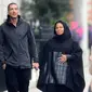 Menikahi miliarder asal Qatar, Wissam Al Mana, Janet Jackson digosipkan kini memeluk Islam dan mengenakan hijab.