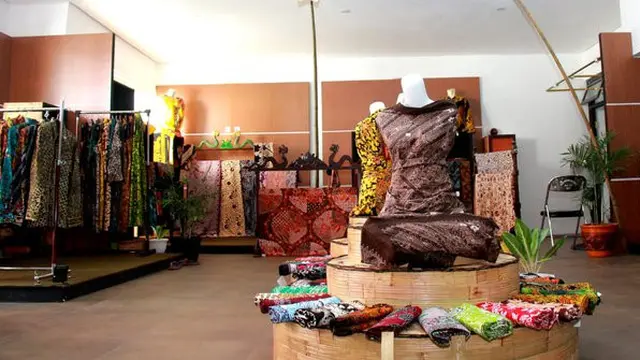 Ingin Koleksi Batik Menawan Banyuwangi, Wisatawan Bisa Kunjungi Galeri Sekar Jagad Blambangan