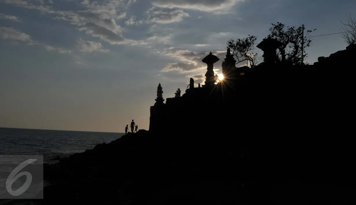 Pulau Lombok meraih peringkat pertama di dua kategori yakni, World’s Best Halal Honeymoon Destination dan World’s Best Halal Tourism Destination. di Abu Dhabi, Uni Emirate Arab (UEA) Foto diambil pada 13 Oktober 2015 (Liputan6.com/Gempur M Surya)