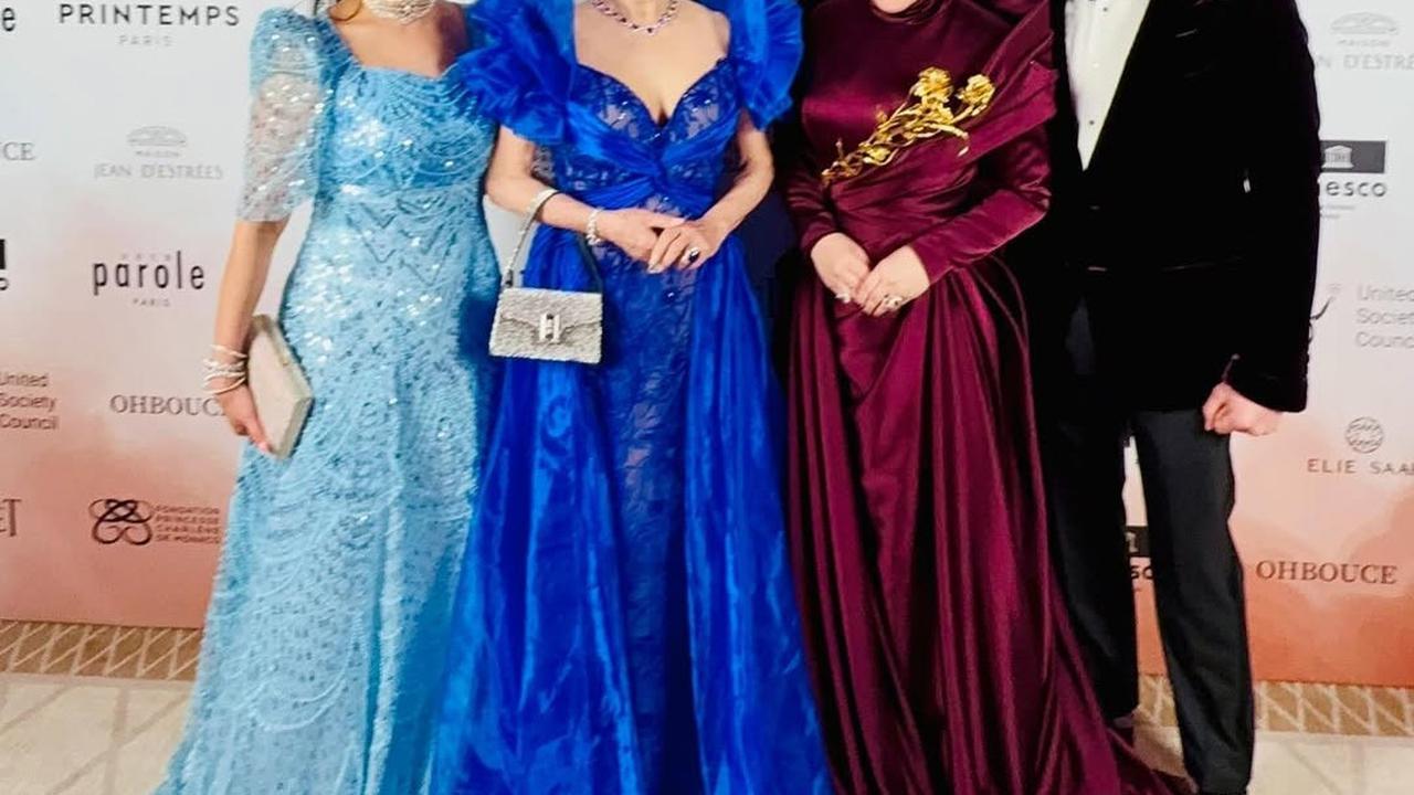 Tak Hanya Angelina Jolie, Syahrini Asik Foto Bareng dengan Mantan Ibu Negara RI di Gala Dinner Cannes 2025