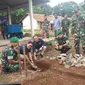 Bantuan tersebut diserahkan langsung kepada Wadan Yonif 312/KH Mayor Inf Dedi Risdiyantoro.