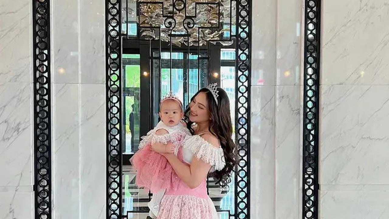 5 Outfit Couple Jessica Mila dan Baby Kyarra, Bisa Jadi Inspirasi Ibu Muda