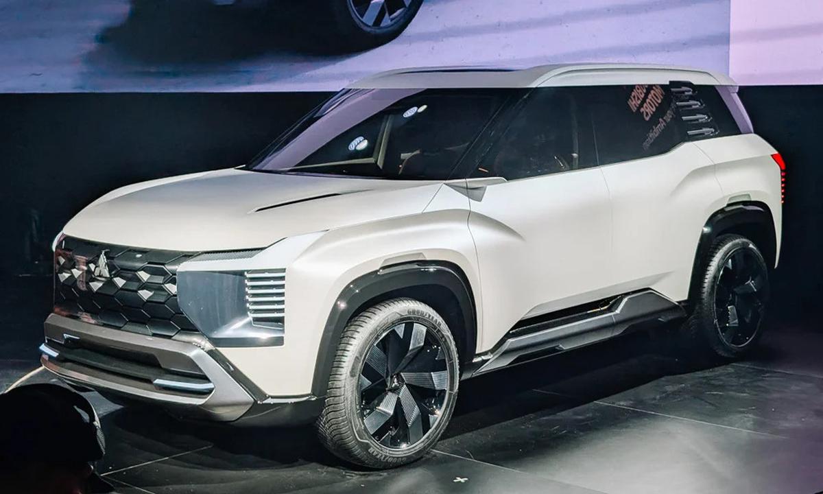 Mitsubishi Ungkap DST Concept Bukan XForce 7-seater atau Penerus Pajero Sport