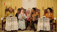 Presiden Singapura Halimah Yacob saat berkunjung ke Keraton Yogyakarta. (dok. Instagram @kratonjogja/https://www.instagram.com/p/B8NJnLSHx3l/?hl=en/Putu Elmira)