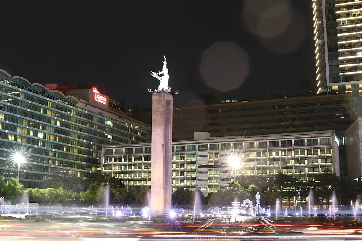 Earth Hour di Bundaran HI