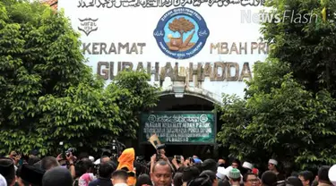 Makam Mbah Priok kini makin dikenal warga DKI Jakarta. Bahkan, di hari libur makin banyak saja yang datang ke lokasi Makam Mbah Priok di Jakarta Utara.  