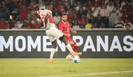 Bek Timnas Indonesia, Calvin Verdonk, saat menghadapi Mozambik pada lanjutan FIFA Matchday 2026 di Stadion Utama Gelora Bung Karno (SUGBK), Selasa (9/6/2026). (Bola.com/Abdul Aziz)