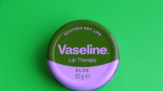 Vaseline Lip Therapy