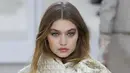 Prestasi Gigi Hadid di dunia hiburan kian meningkat, belum lama Gigi didapuk menjadi model fesyen 'Chanel'. (AFP/Bintang.com)
