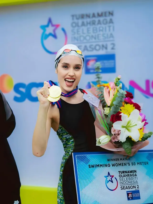 Cinta Laura di cabor renang TOSI 2 (Instagram/claurakiehl)