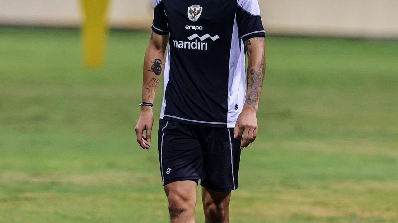 Momen Eliano Reijnders Latihan di Bahrain