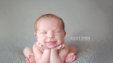 Aneka Pose Bayi Baru Lahir Yang Super Imut Dan Menggemaskan Fimela Fimela Com