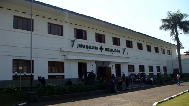 Museum Geologi Bandung