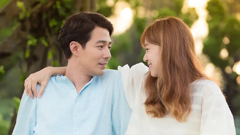 Gong Hyo Jin Beberkan Adegan Ciuman dengan Jo In Sung