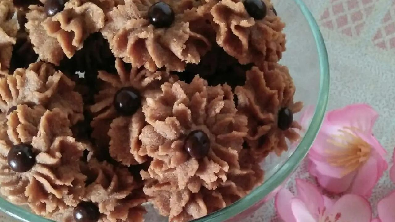 Ilustrasi Kue Semprit Cokelat