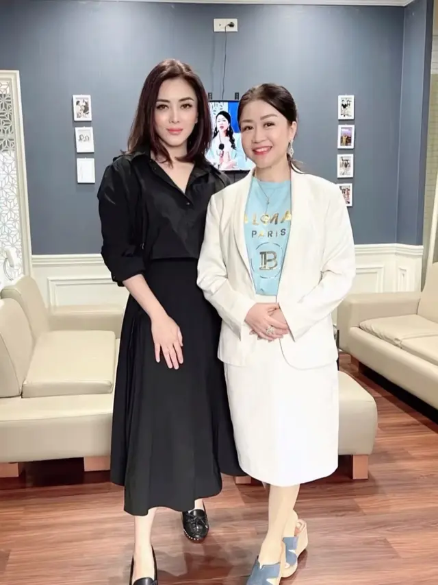 Dhena Devanka Oplas di Korea