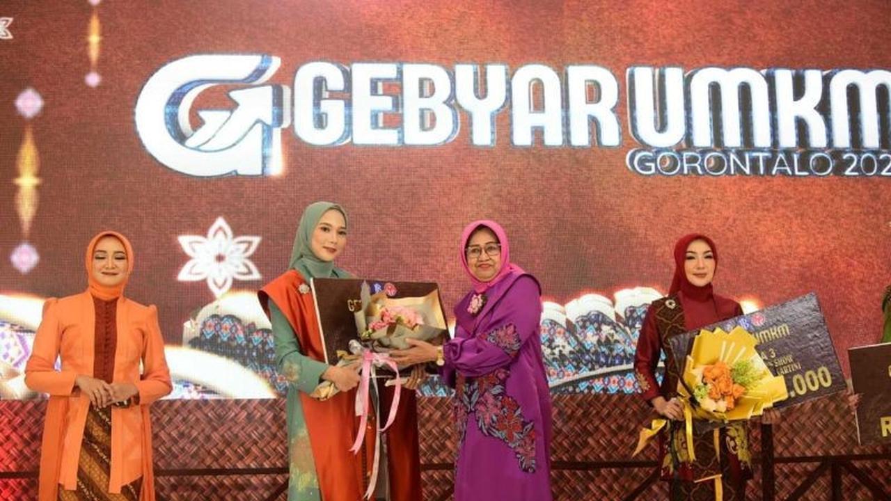 Dekranasda Gorontalo Gelar Fashion Show Kebaya Kartini Karawo, Lestarikan Warisan Budaya Lokal