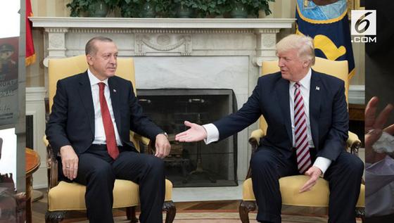 Donald Trump Bertemu dengan Presiden Turki