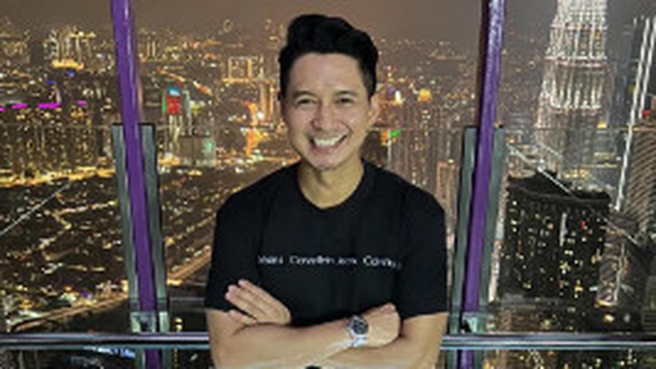 Profil Chand Kelvin: Asmara, Pendidikan, hingga Perjalanan Kariernya yang Menginspirasi