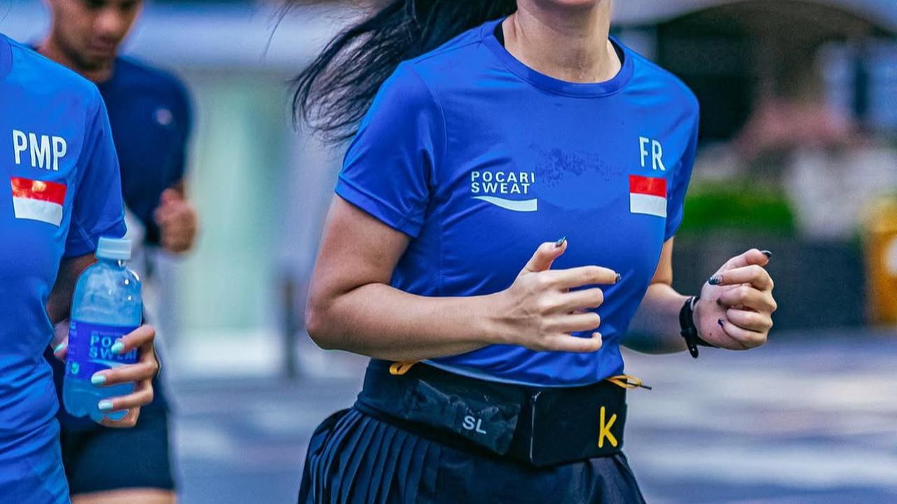 Dari Lari Marathon hingga Main Tenis, Intip Gaya Sporty Febby Rastanty Saat Berolahraga