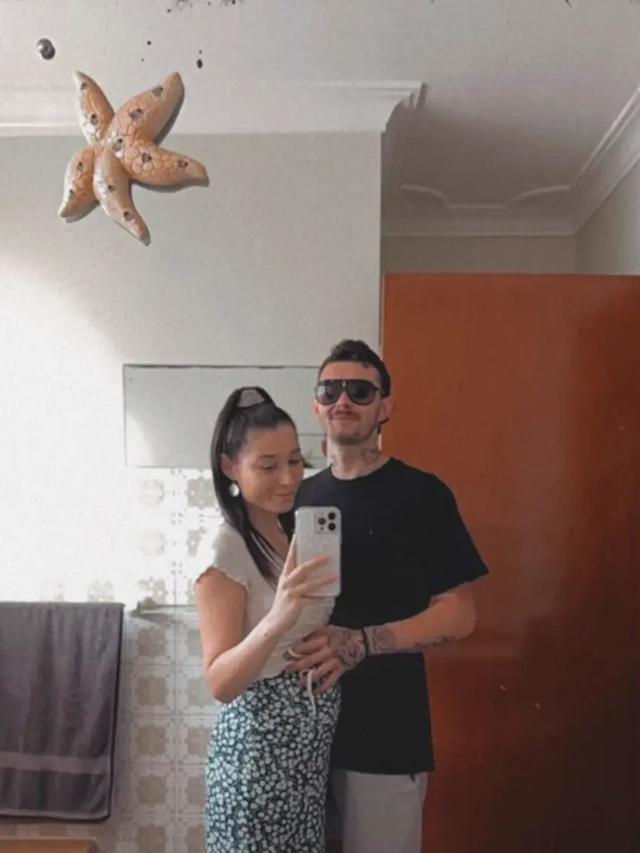 Hamil Dua Pasangan Kembar Identik, Wanita Ini Tuai Decak Kagum dari Tim Medis