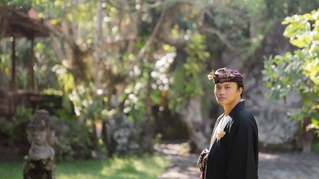 Tak Kalah Menawan