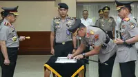 Kapolri Jenderal Tito Karnavian memimpin sertijab, Jumat (13/9/2019). (Merdeka.com/Nur Habibie)