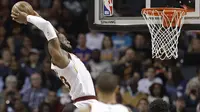 NBA: LeBron Rusak Malam Bersejarah Walker