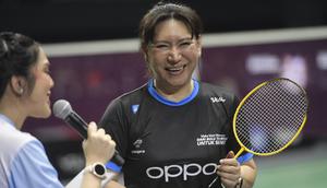 Legenda bulutangkis Indonesia, Susi Susanti, menyampaikan rasa prihatin mendalam setelah mencuatnya kasus dugaan pelecehan seksual dan kekerasan fisik yang menimpa atlet putra dan putri cabang olahraga panjat tebing.